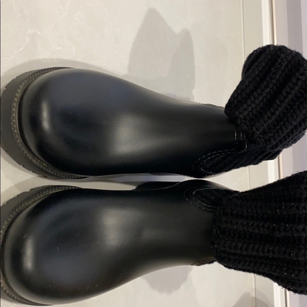 Black boots